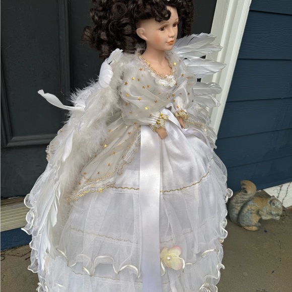Hand Crafted White Angel Doll with Wings - Picture 6 of 7
